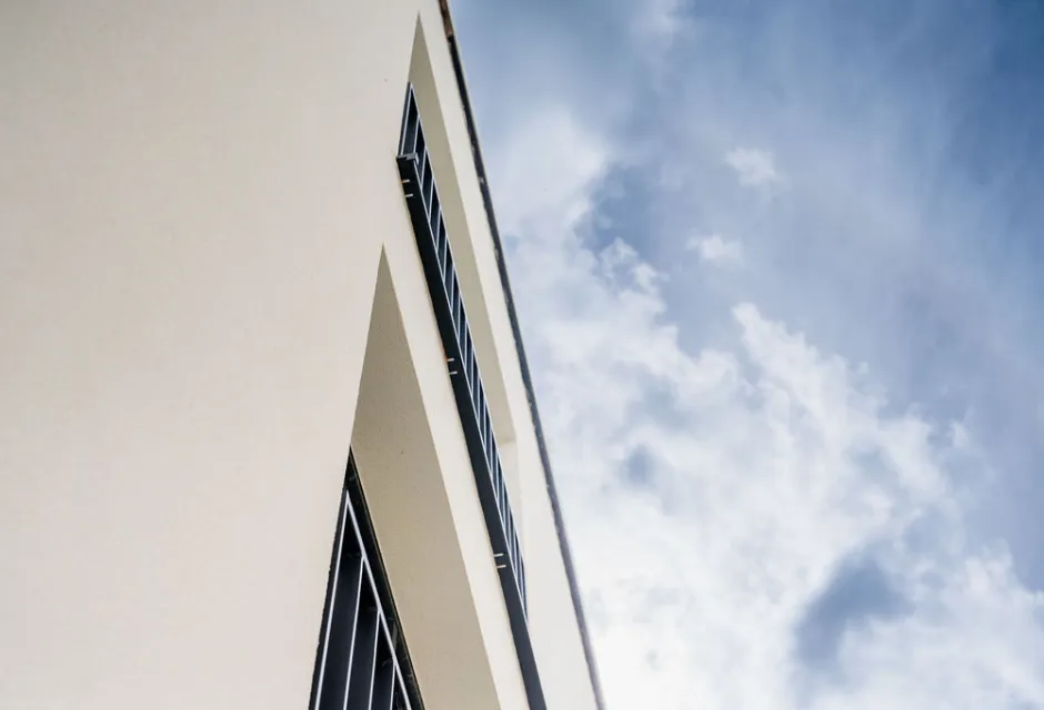 Cantillana_Rommelaere_Crepi_Sierpleister_Blanc_beige_facade_Gevel