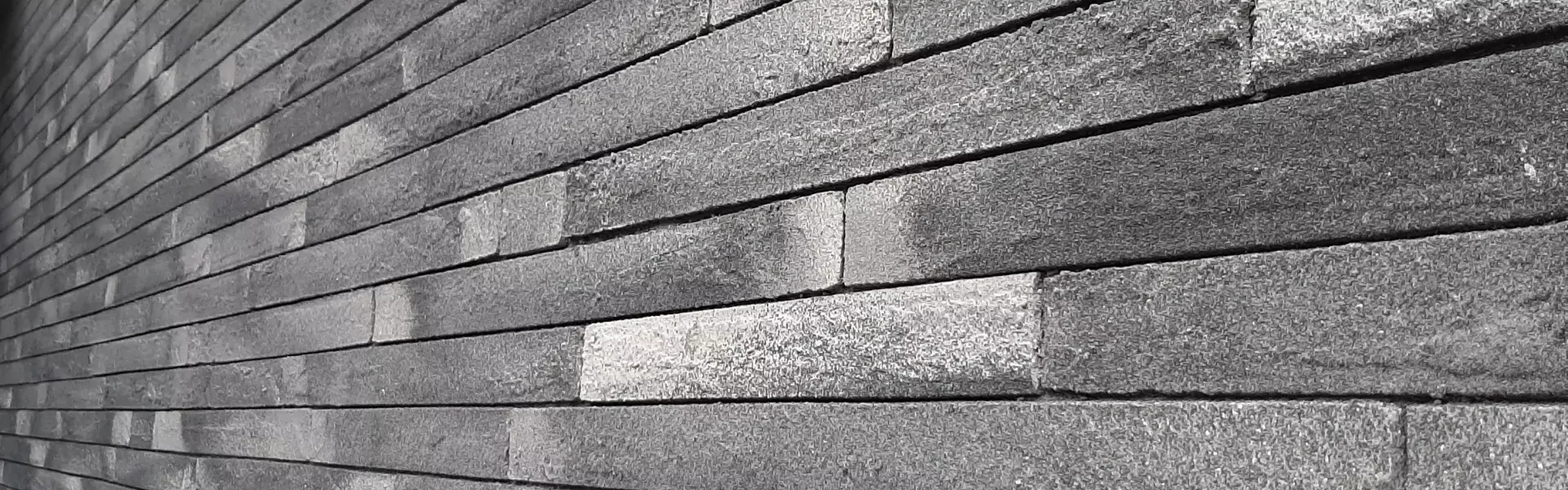 Cantillana_facade_Finition-Gris_rénovation_renovatie