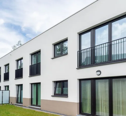 Cantillana_Rommelaere_Crepi_Sierpleister_Blanc_beige_facade_Gevel
